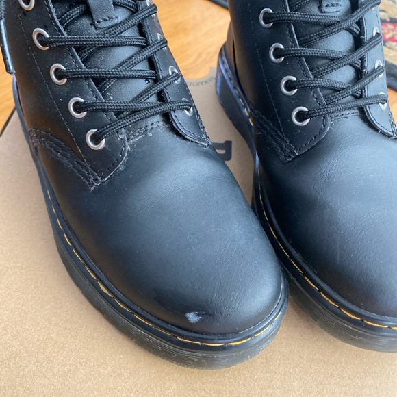 Dr. Martens Black Women's Shoes with box - Picture 3 of 5